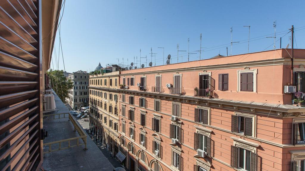 Rental In Rome Otranto Relax Bagian luar foto